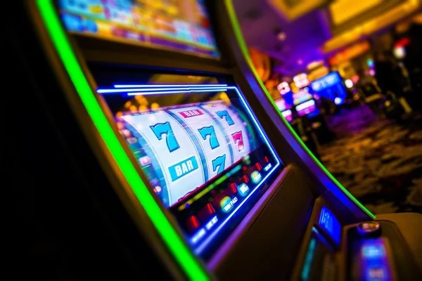 dola4d live blackjack table on a tablet screen showing a professional dealer